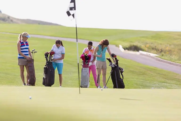 Can You Play Golf While You’re Pregnant? [Yes, but- read these 7 tips first]
