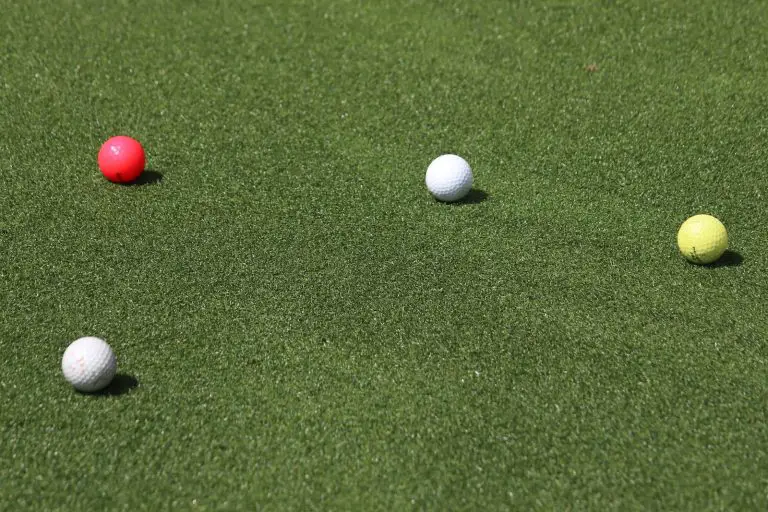 13+ Ways To Read Golf Putting Greens [Tips]